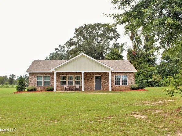 129 Albert Davis Rd, Lucedale, MS 39452
