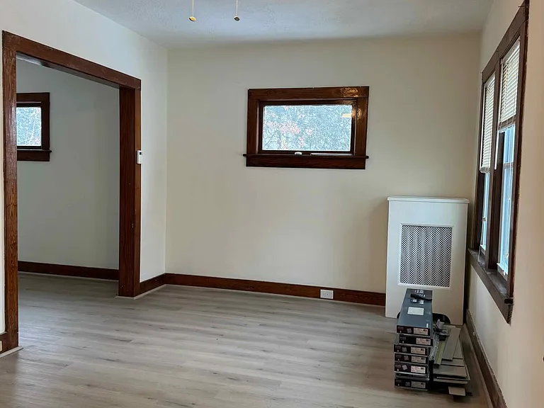1116 Fairfield St — Photo 6