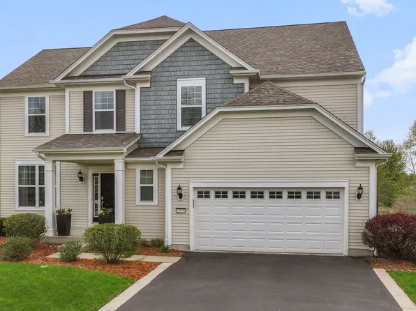 2539 Emerald Ln, Yorkville, IL 60560