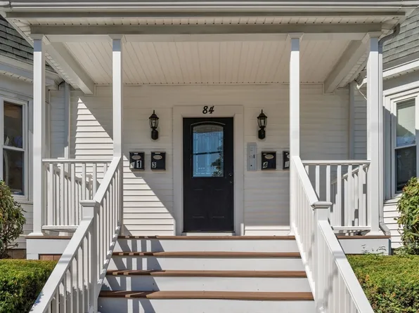 84 Alder St #1, Waltham, MA 02453