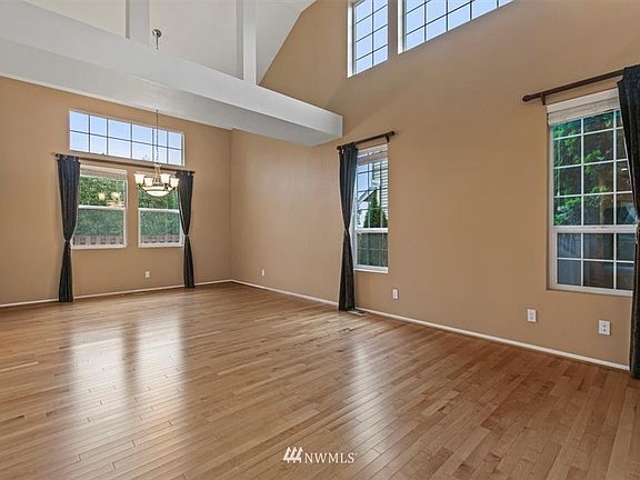 2nd image of 12730 69th Dr SE