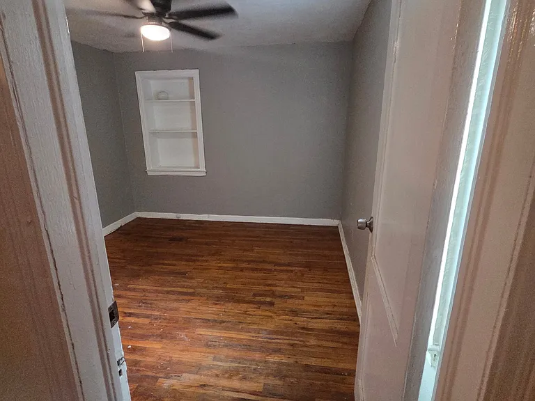 3054 Wise St — Photo 17