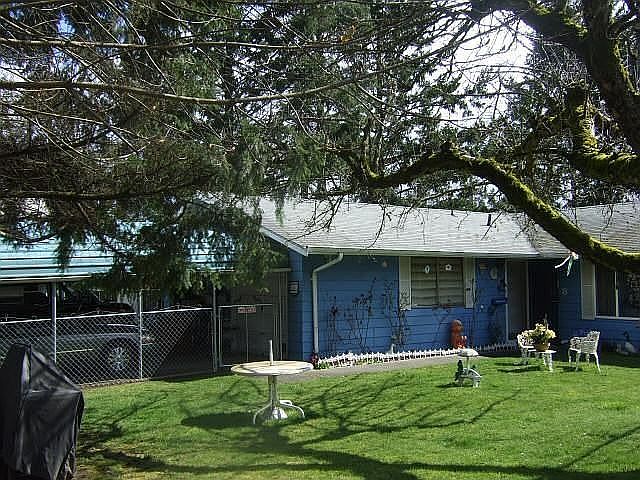 Fully fenced front & back