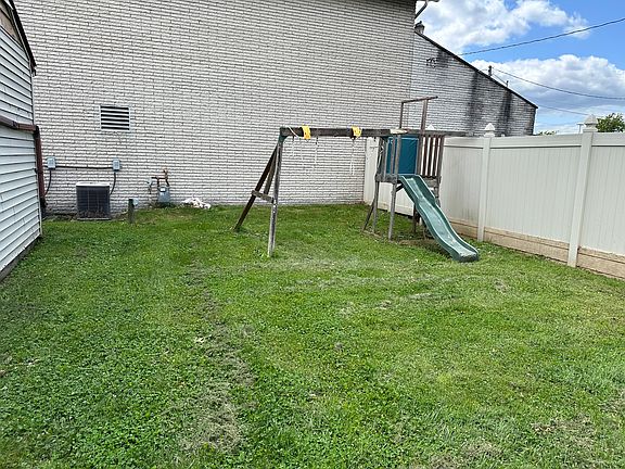 2nd image of 7230 Glenwood Ave