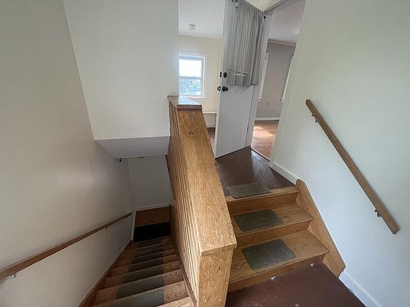2nd image of 39 Main St Floor 2