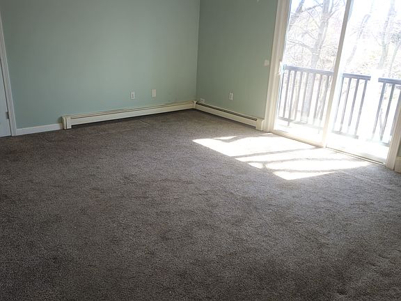 2nd image of 8 Chapel Hill Dr APT 11