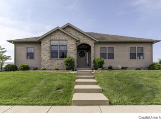 4700 Longfellow Dr, Springfield, IL 62711