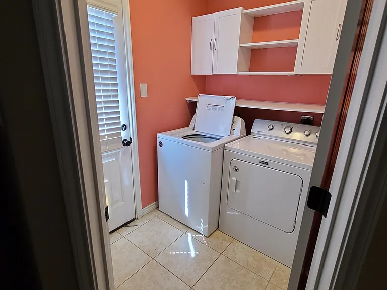 1235 Green Hill Dr — Photo 10