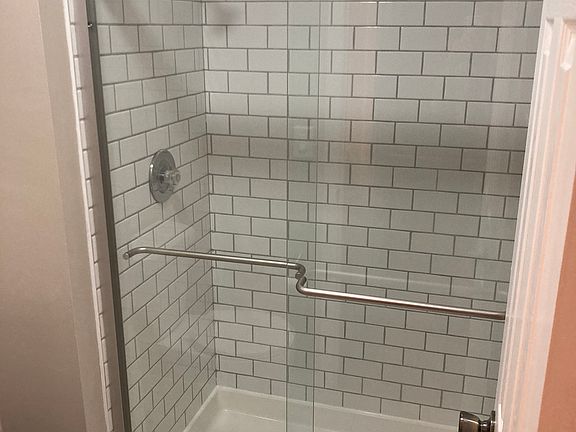 3rd image of 430 N Cambridge Dr #430