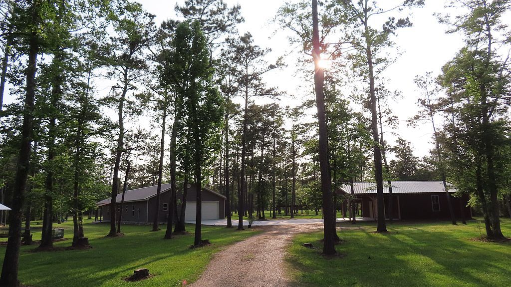 3810 Hecker Rd - Property Image