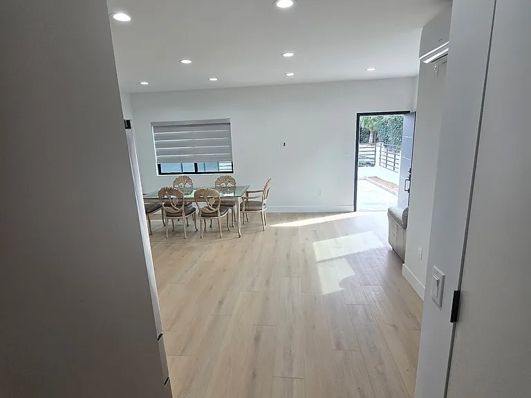 8615 Oakdale Ave #8613 — Photo 9