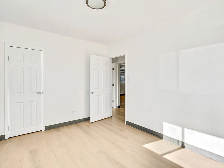 4851 W 11th Ave — Photo 29