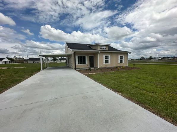 36 Walton Way, Hazlehurst, GA 31539