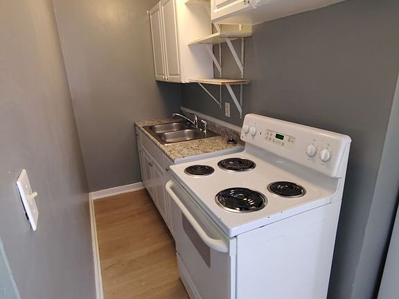 5th image of 1530 & 1540 Elm St #4