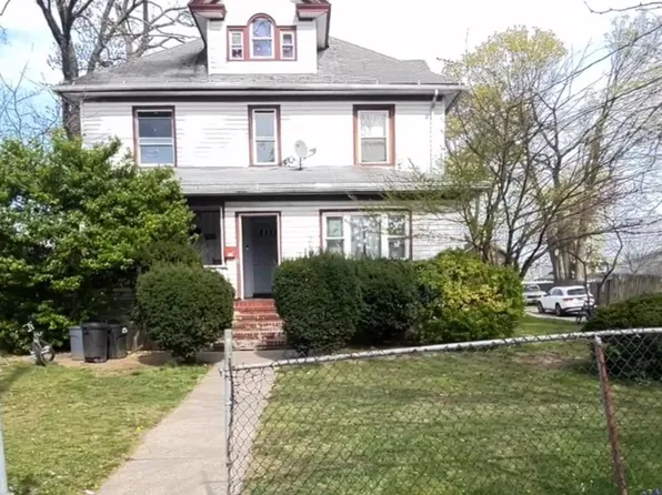 88 N Columbus, Freeport, NY 11520