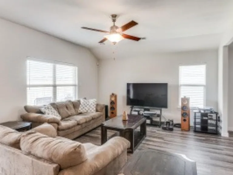 8921 Prairie Dawn Dr — Photo 14