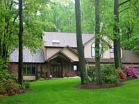 1st image of 203 Bethany Dr
