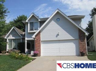 15518 Hamilton St, Omaha, NE 68154