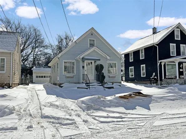 1037 E 29th St, Erie, PA 16504