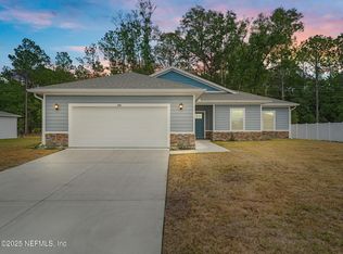 247 River Hill Dr, Welaka, FL 32193