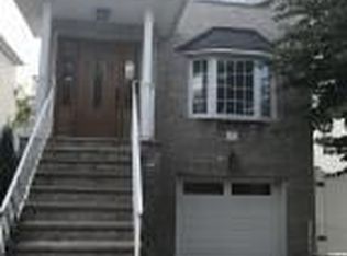 26 Meagan Loop, Staten Island, NY 10307