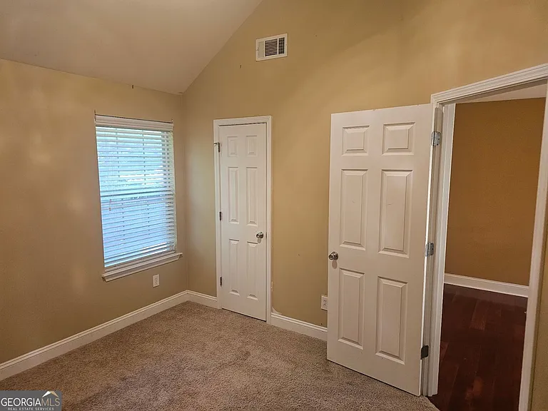 9376 Carnes Crossing Cir — Photo 13