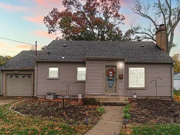 2628 Lincoln St, Highland, IN 46322