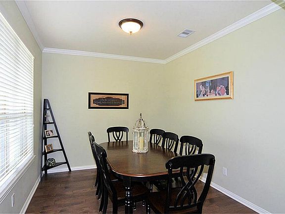 4th image of 6723 Strawberry Brook Ln