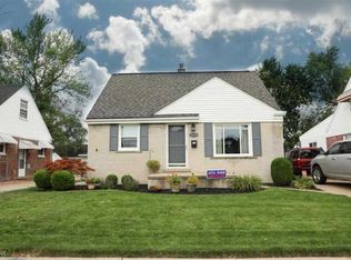 25535 Arlington St, Roseville, MI 48066