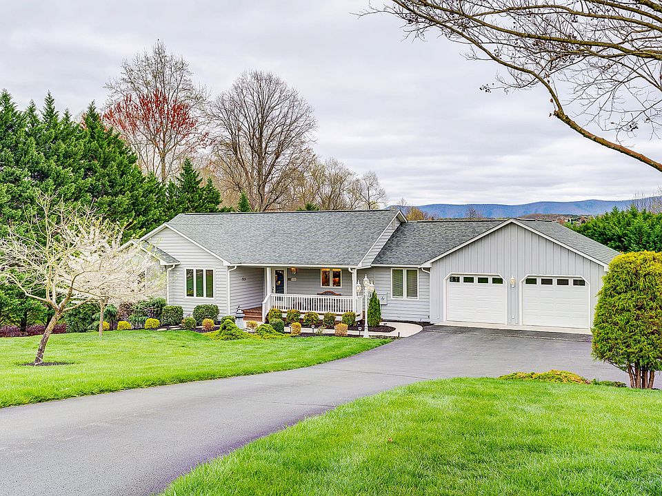 1st image of 604 Strawberry Banks Dr