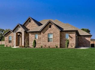 702 Quail Run, Springdale, AR 72762