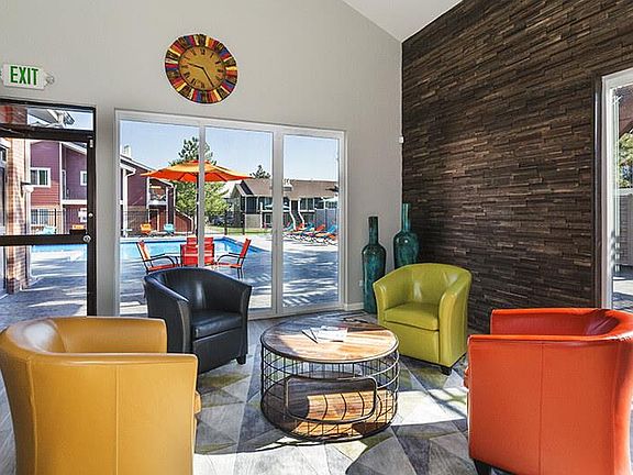 Retreat at Fitzsimons ; Aurora Apartments