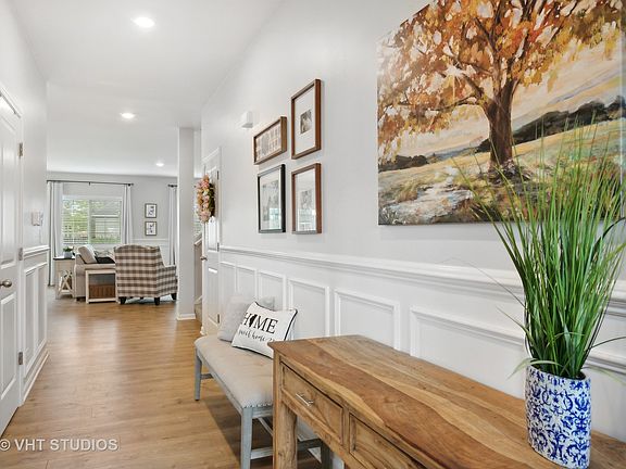 3rd image of 25325 W Ryan Ln