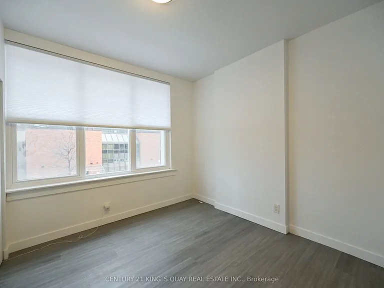 1A Leonard Ave #2 — Photo 2