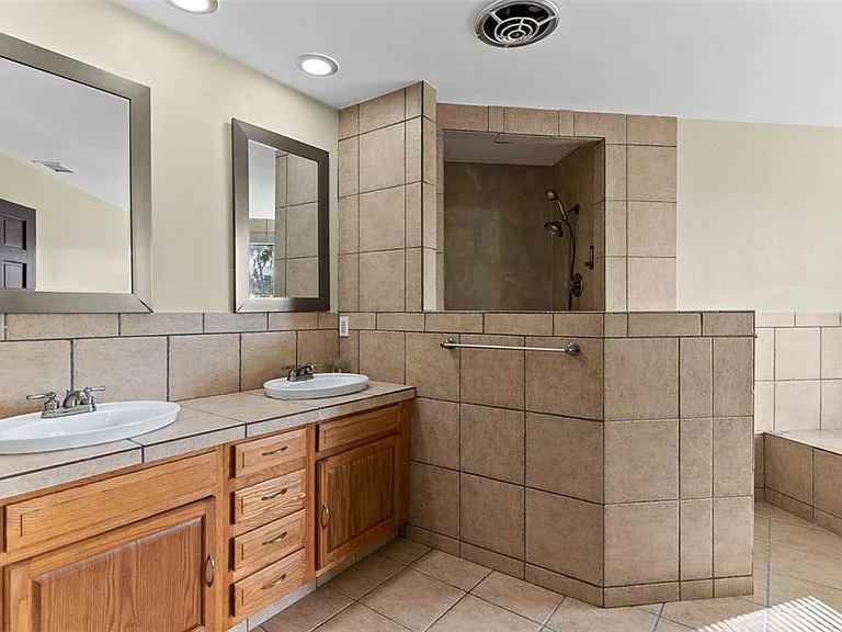 12311 Kelso Rd — Photo 31