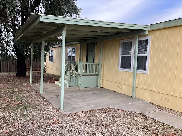 6946 Union Rd — Photo 1