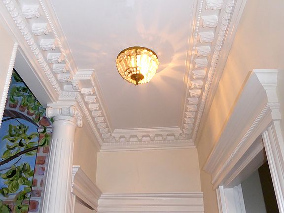 5th image of 12 Tremont St