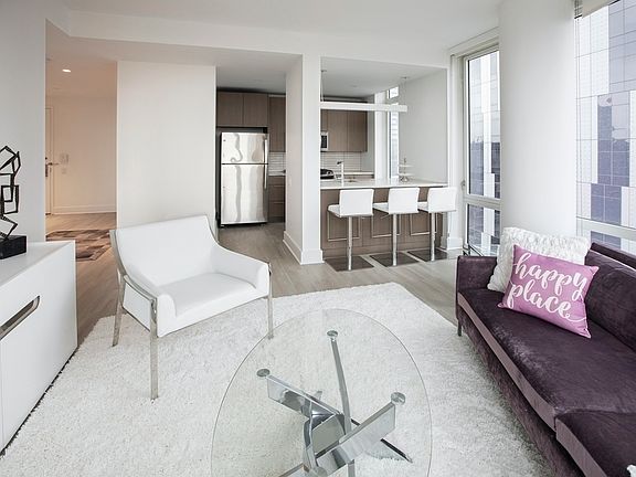 4th image of 86 Fleet Pl APT 22F