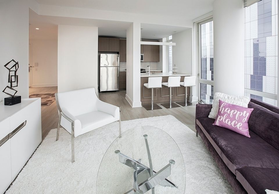 1st image of 86 Fleet Pl APT 18Q