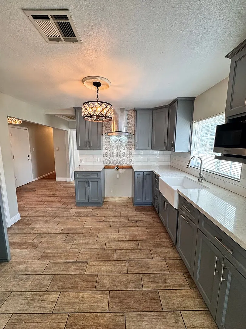 14942 Cerritos Ave, Bellflower — Photo 4