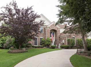 47497 Fox Run Dr, Canton, MI 48187