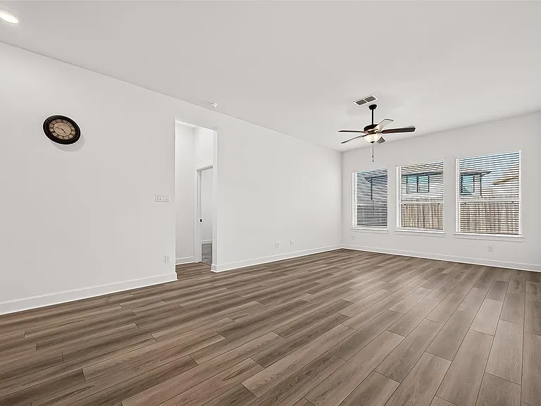 234 Amaranth Way — Photo 11
