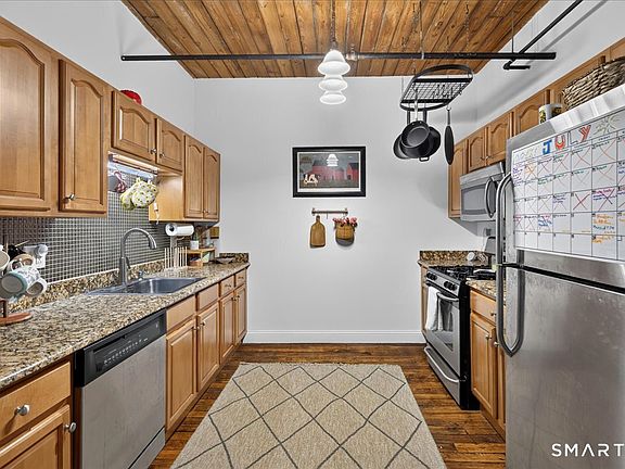 5th image of 145 Canal St Unit 310