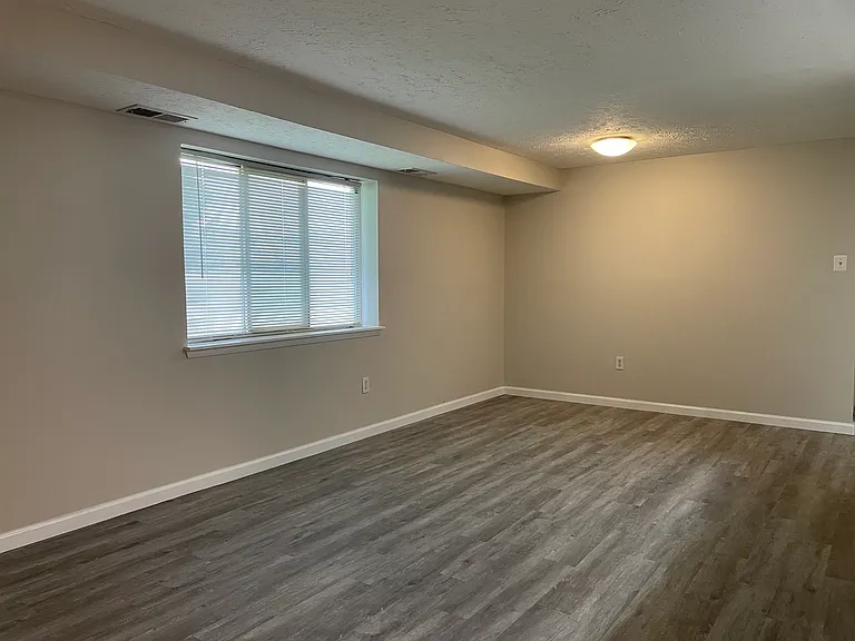 551 Heather Ridge Dr — Photo 6