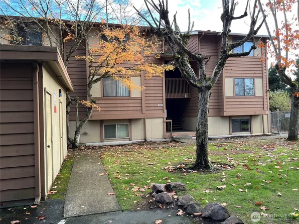4802 S 187th Place #A206, SeaTac, WA 98188