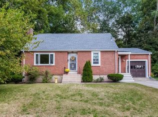 18 Federico Cir, Stoughton, MA 02072