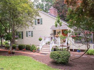999 Walcutt Dr, Basking Ridge, NJ 07920
