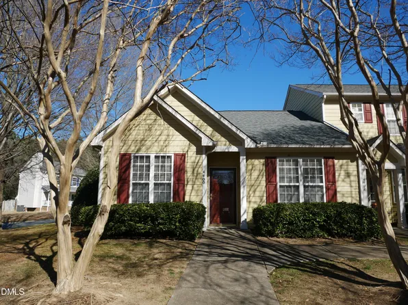 4400 Cottage Stone Dr, Raleigh, NC 27616