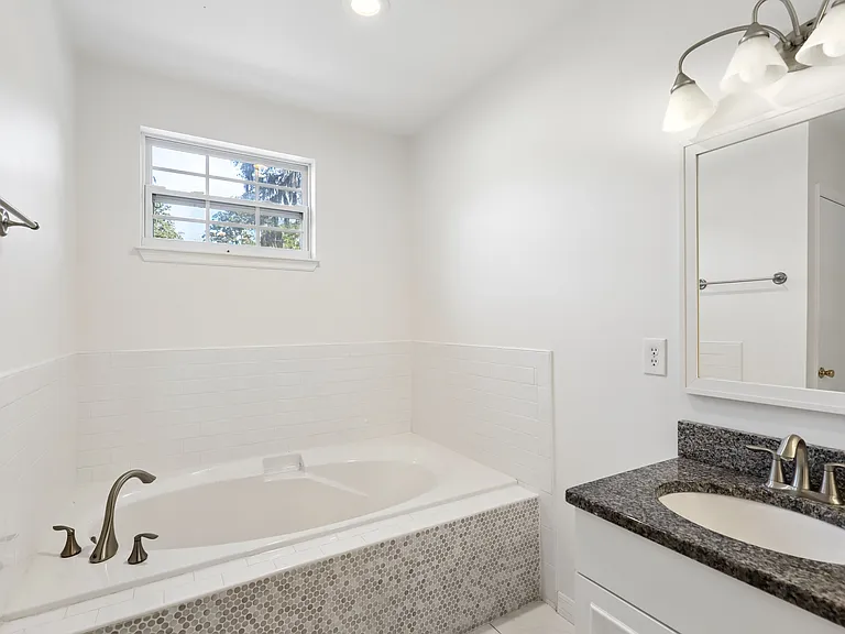 1367 Riverbirch Ln — Photo 23