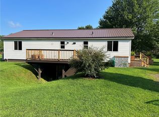 551 Baldwin Rd, Fulton, NY 13069